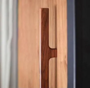 Timber pull handle